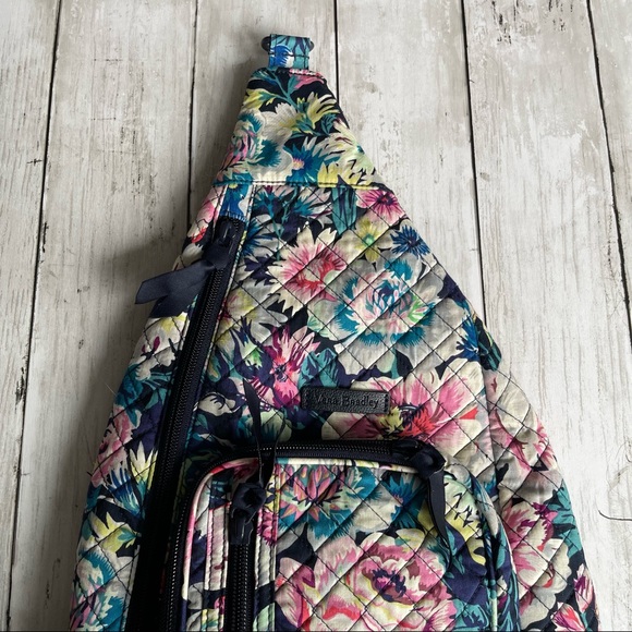 PREOWNED VERA BRADLEY FLORAL PRINT SHOULDER BAG PURSE PINK BLUE - Picture 3 of 10